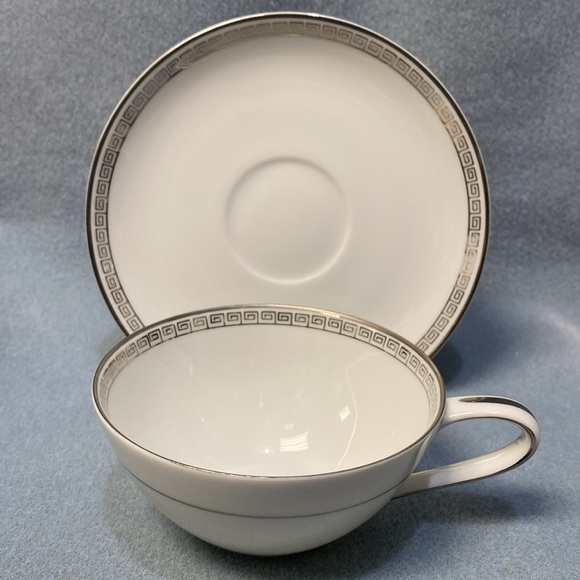 NORITAKE SILVER KEY NORITAKE CHINA PATTERN 5941 Flat Cup and Saucer Set - Picture 4 of 12
